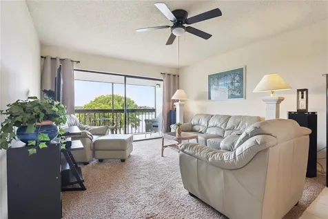1068 Lotus Parkway Altamonte Springs FL 32714