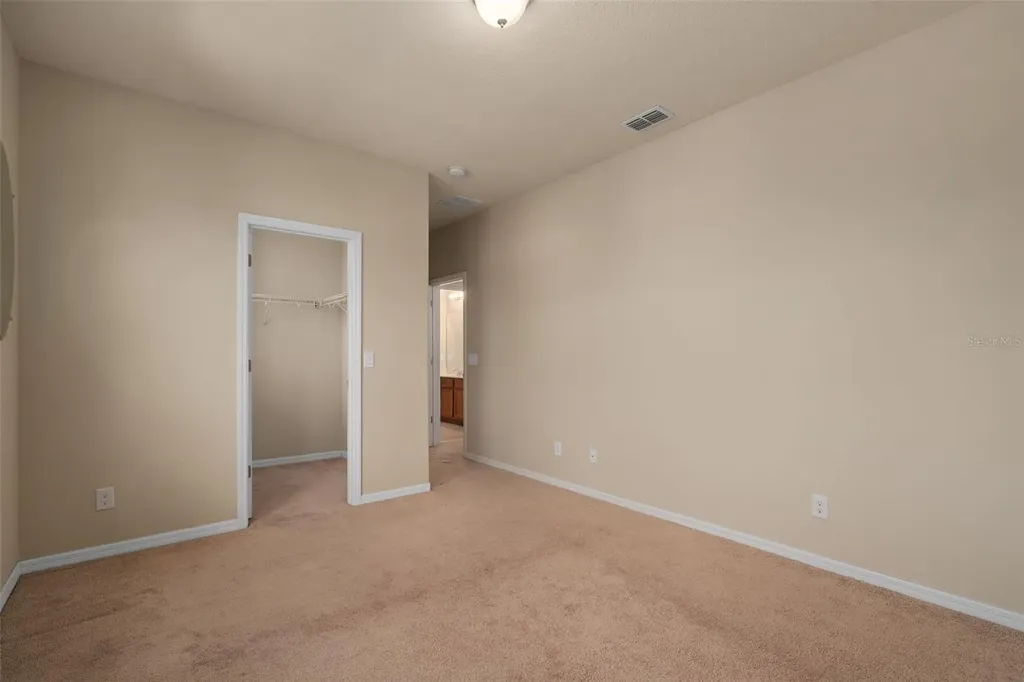 5177 Dove Tree Street Orlando FL 32811