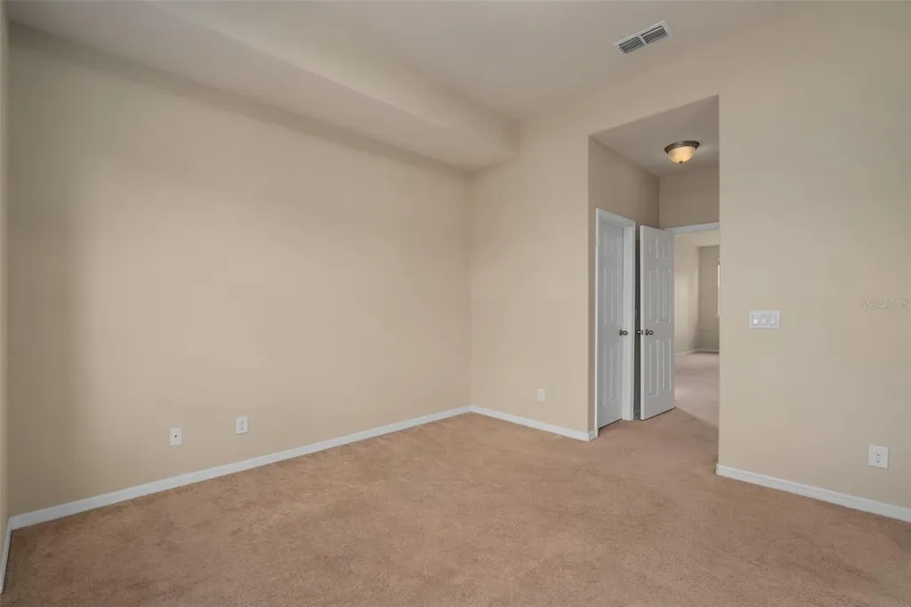 5177 Dove Tree Street Orlando FL 32811