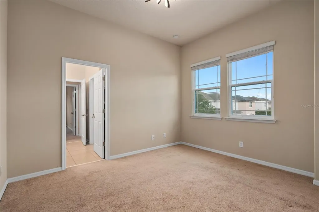 5177 Dove Tree Street Orlando FL 32811