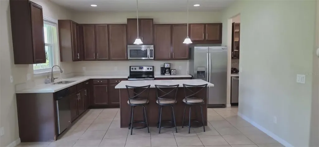 5177 Dove Tree Street Orlando FL 32811