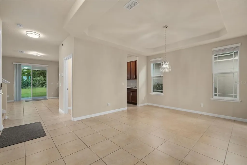 5177 Dove Tree Street Orlando FL 32811