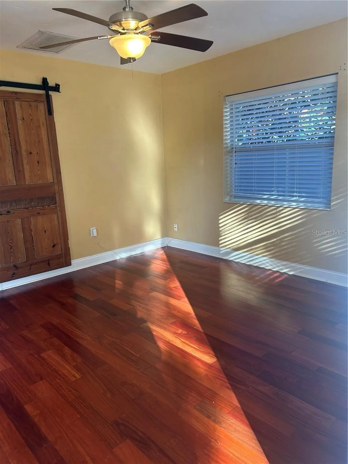 1332 N Fern Creek Avenue Orlando FL 32803