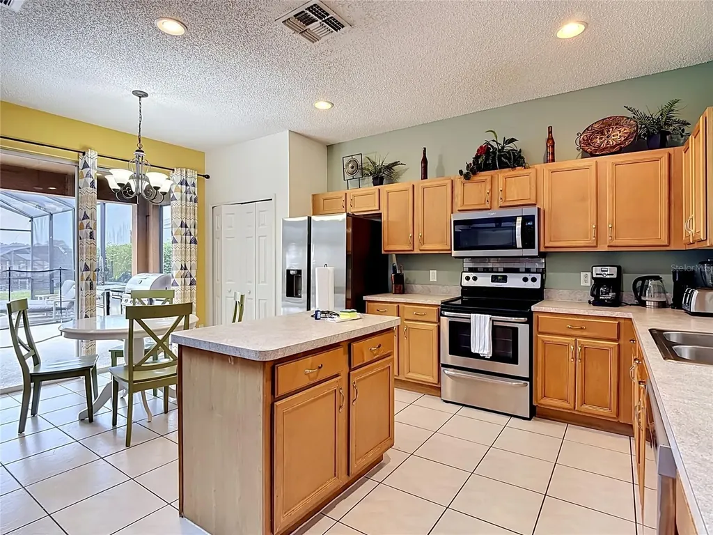 8505 Palm Harbor Drive Kissimmee FL 34747
