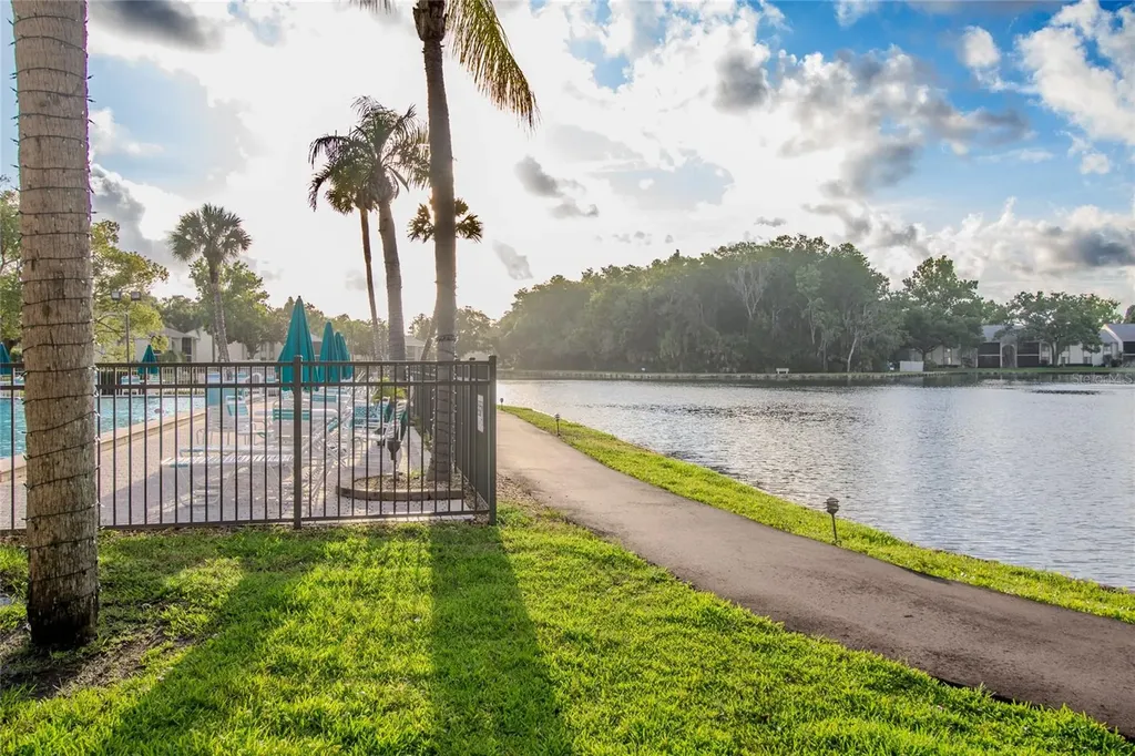 3101 Lake Pine Way S Tarpon Springs FL 34688