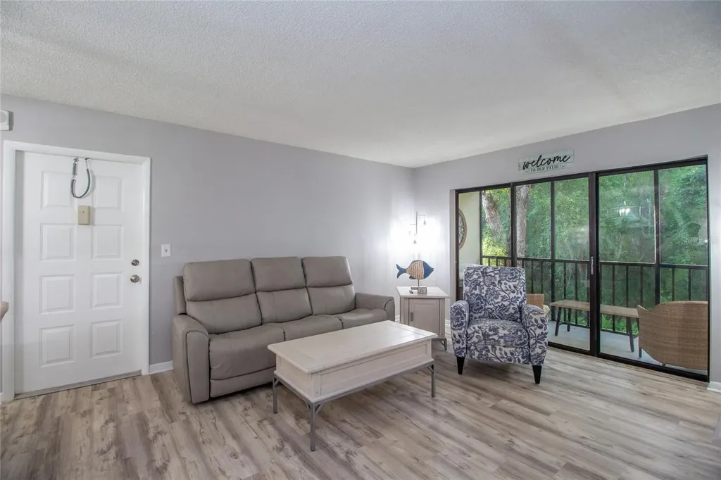 3101 Lake Pine Way S Tarpon Springs FL 34688