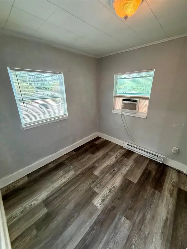 908 Beverly Avenue Largo FL 33770