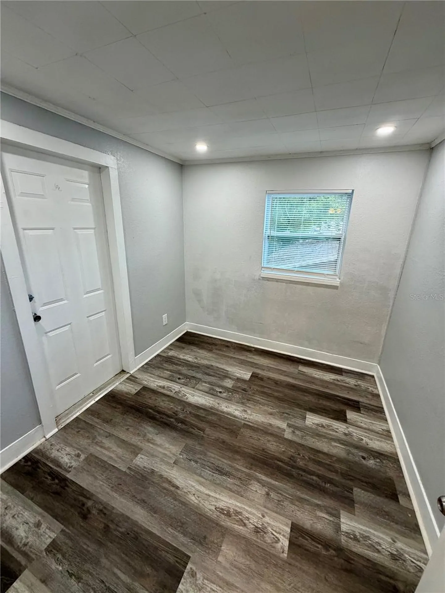908 Beverly Avenue Largo FL 33770