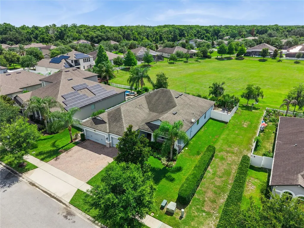 695 Lee Avenue Oviedo FL 32765