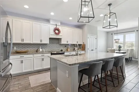 695 Lee Avenue Oviedo FL 32765