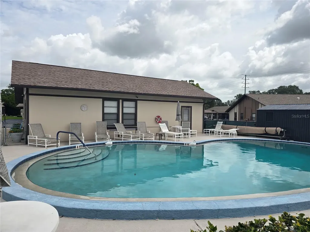 4632 Blossom Boulevard Zephyrhills FL 33542