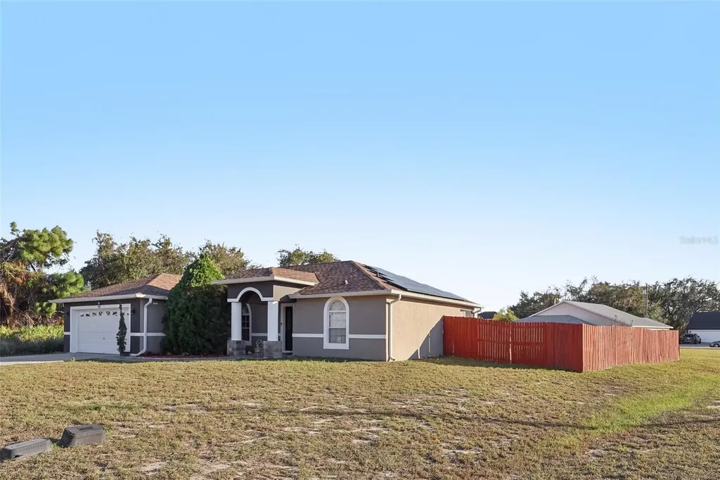 402 Ohio Way Kissimmee FL 34759
