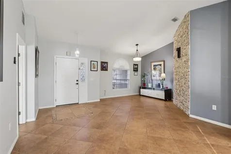402 Ohio Way Kissimmee FL 34759