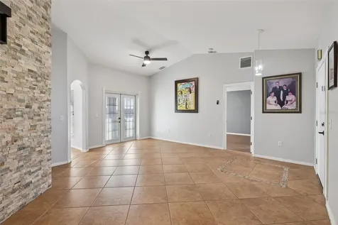 402 Ohio Way Kissimmee FL 34759
