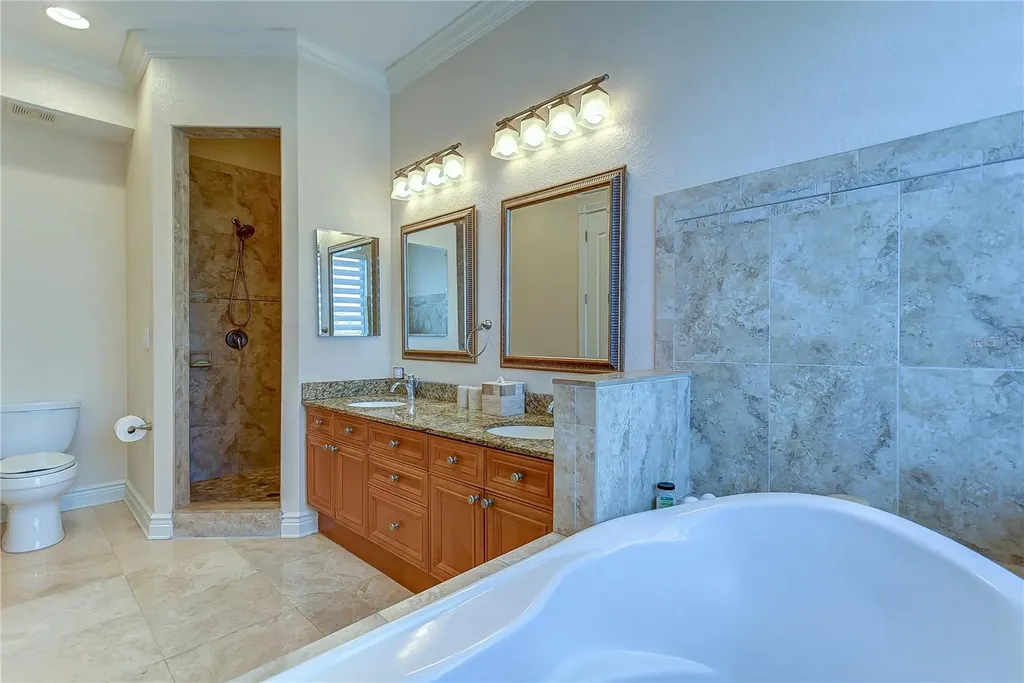 4907 Bayshore Boulevard Tampa FL 33611