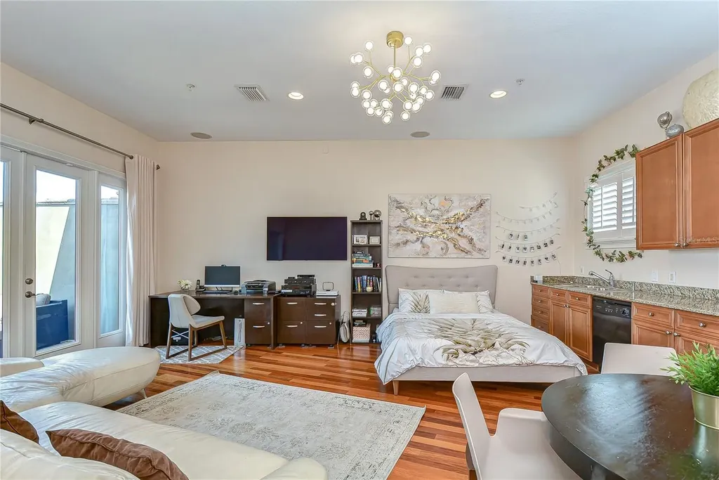 4907 Bayshore Boulevard Tampa FL 33611