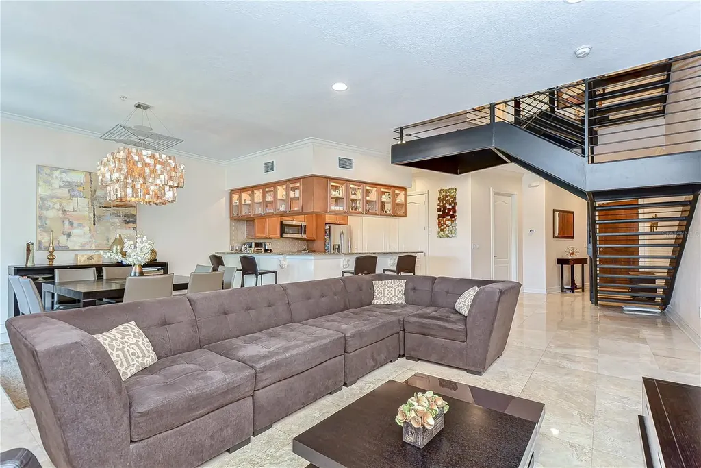 4907 Bayshore Boulevard Tampa FL 33611