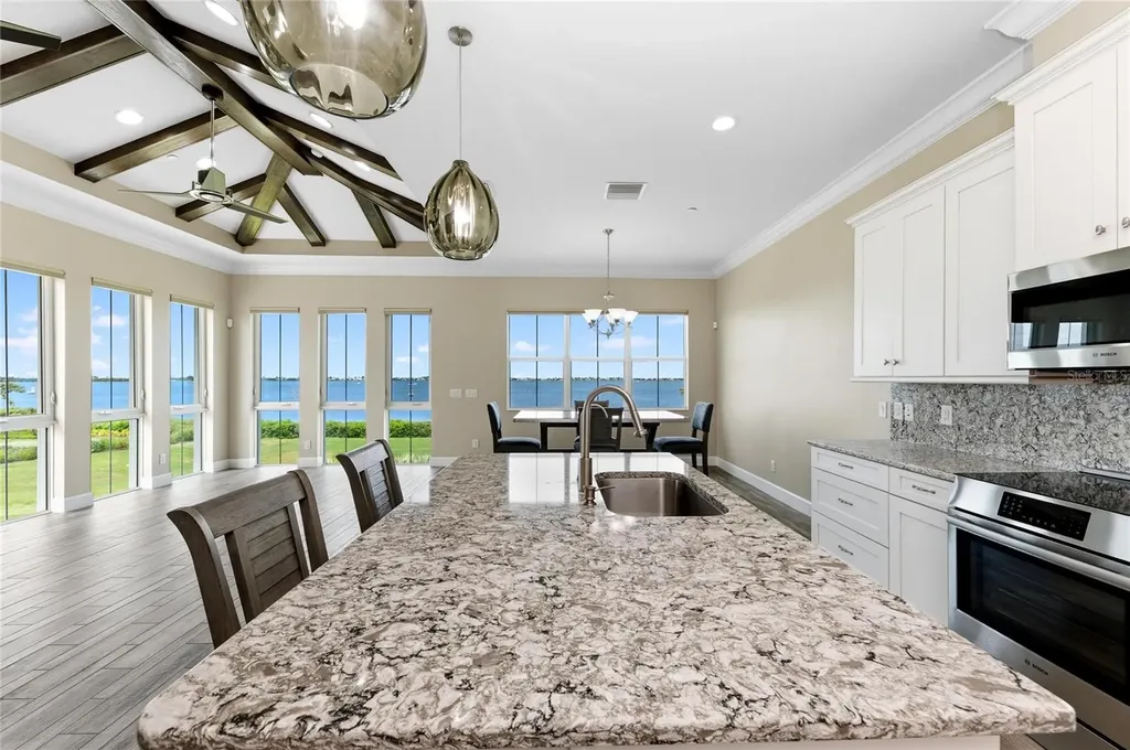 310 Compass Point Drive Bradenton FL 34209