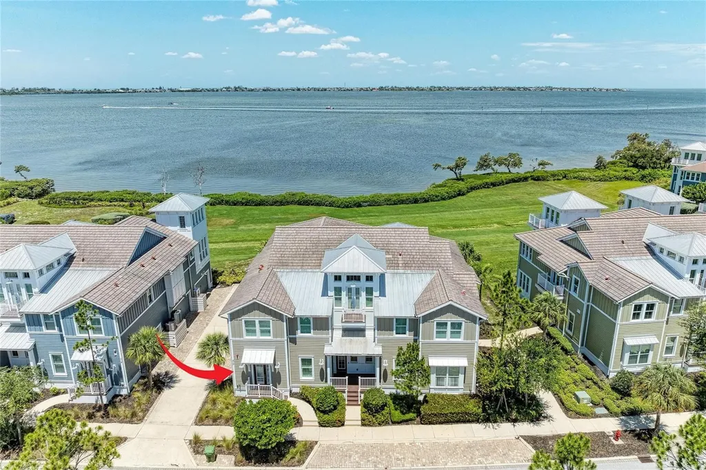 310 Compass Point Drive Bradenton FL 34209