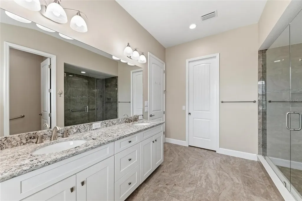 310 Compass Point Drive Bradenton FL 34209