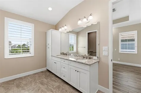 310 Compass Point Drive Bradenton FL 34209