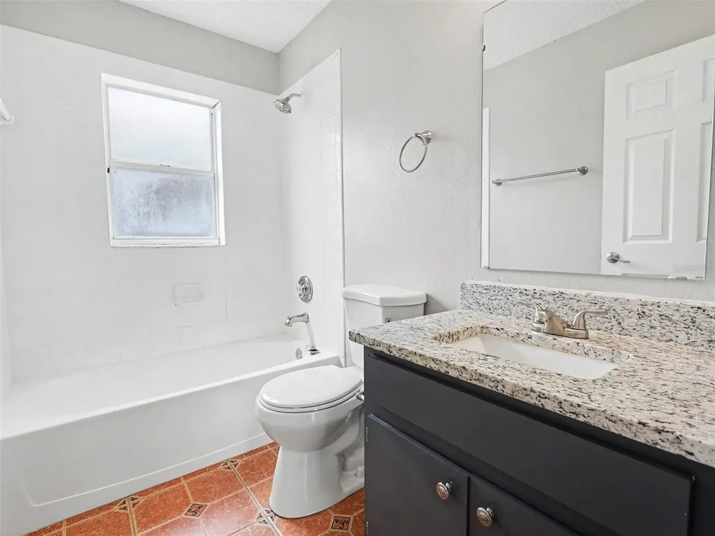 9823 Morris Glen Way Tampa FL 33637