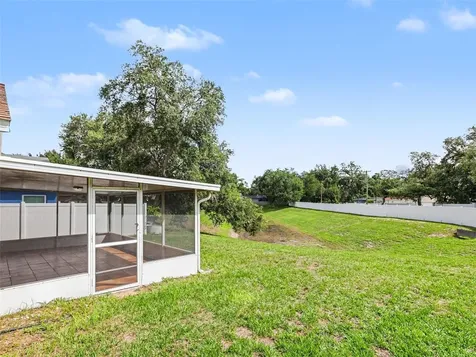 9823 Morris Glen Way Tampa FL 33637