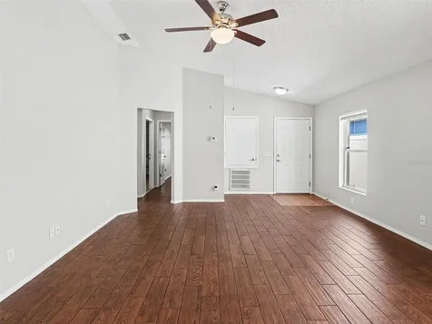 9823 Morris Glen Way Tampa FL 33637