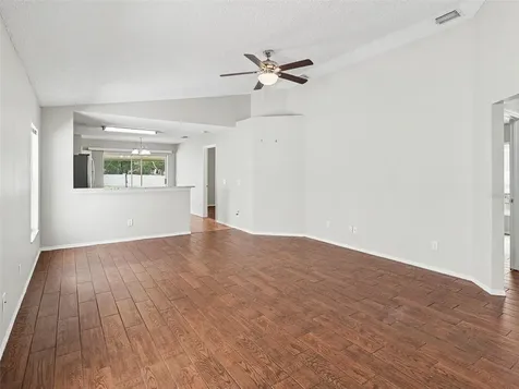 9823 Morris Glen Way Tampa FL 33637