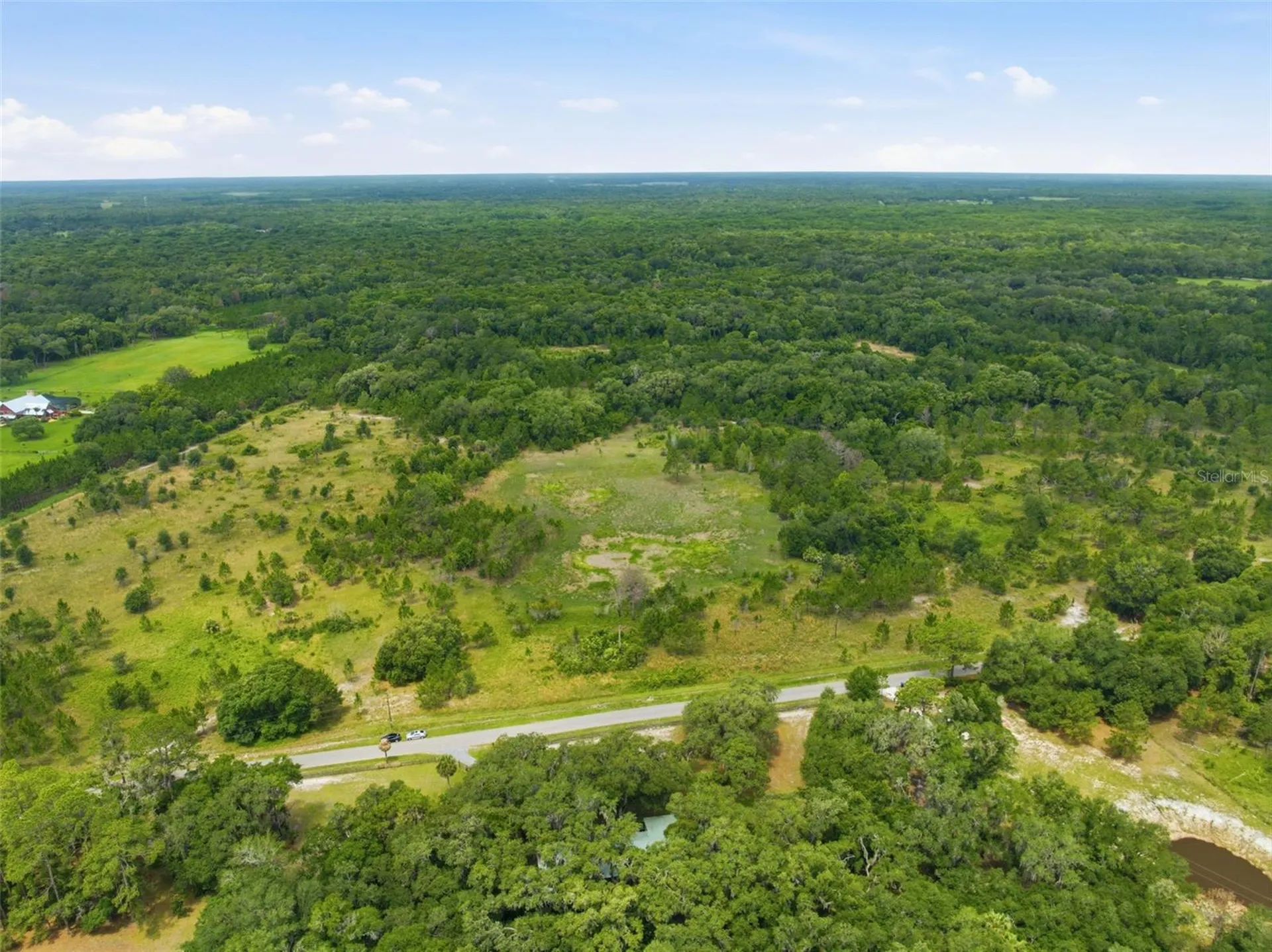 7663 Cr 247 Lake Panasoffkee FL 33538