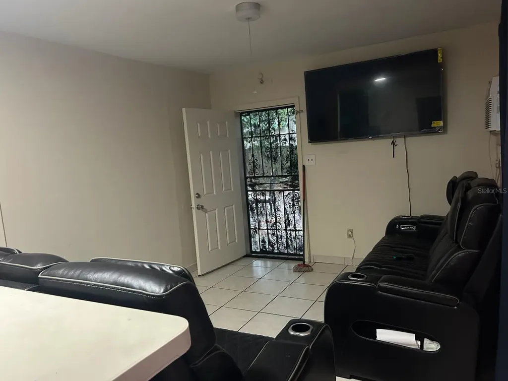 1306 E 26th Avenue Tampa FL 33605