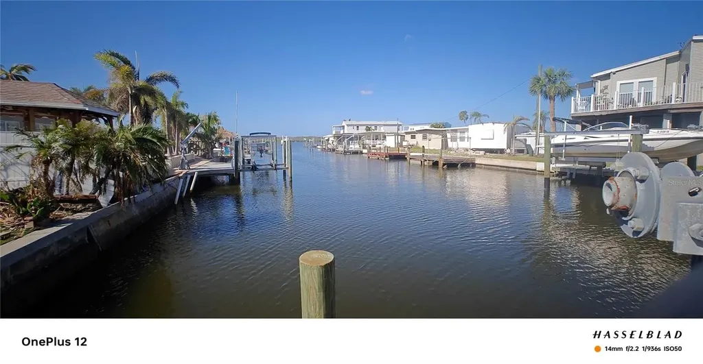 8521 42nd Avenue N St Petersburg FL 33709
