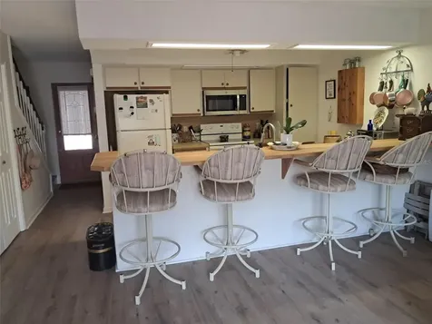 1922 S Riverside Drive Edgewater FL 32141