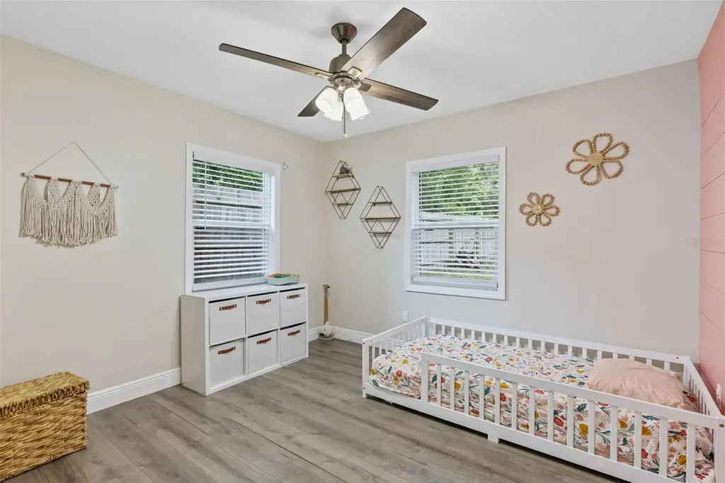 580 Lakeview Avenue Orange City FL 32763