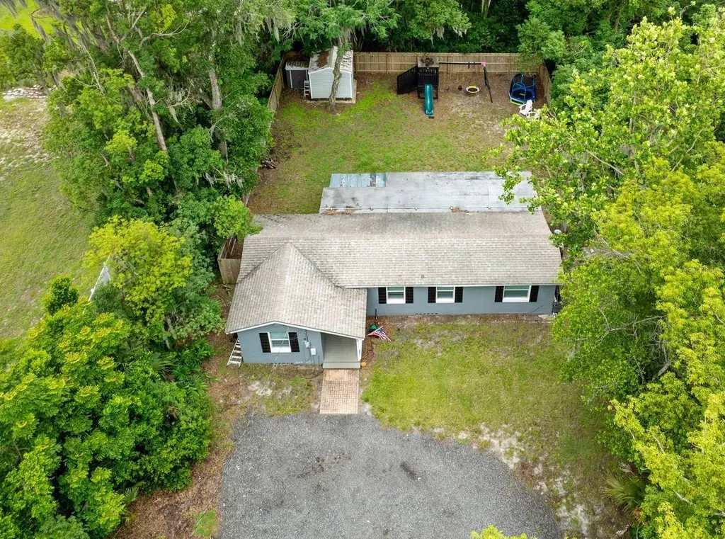 580 Lakeview Avenue Orange City FL 32763