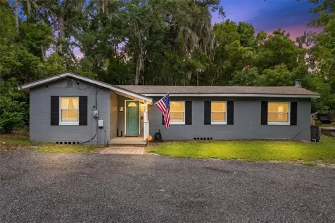 580 Lakeview Avenue Orange City FL 32763