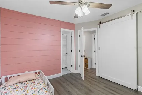 580 Lakeview Avenue Orange City FL 32763