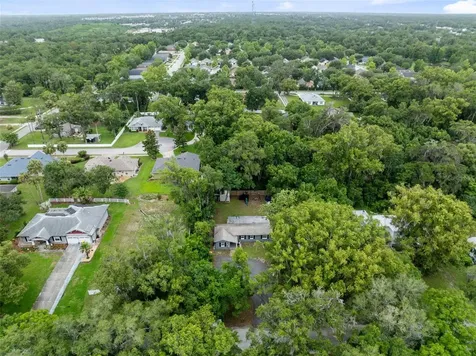 580 Lakeview Avenue Orange City FL 32763