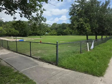 580 Lakeview Avenue Orange City FL 32763