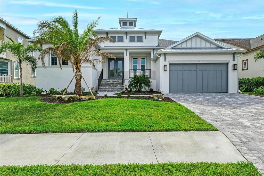 8211 37th Avenue Circle W Bradenton FL 34209