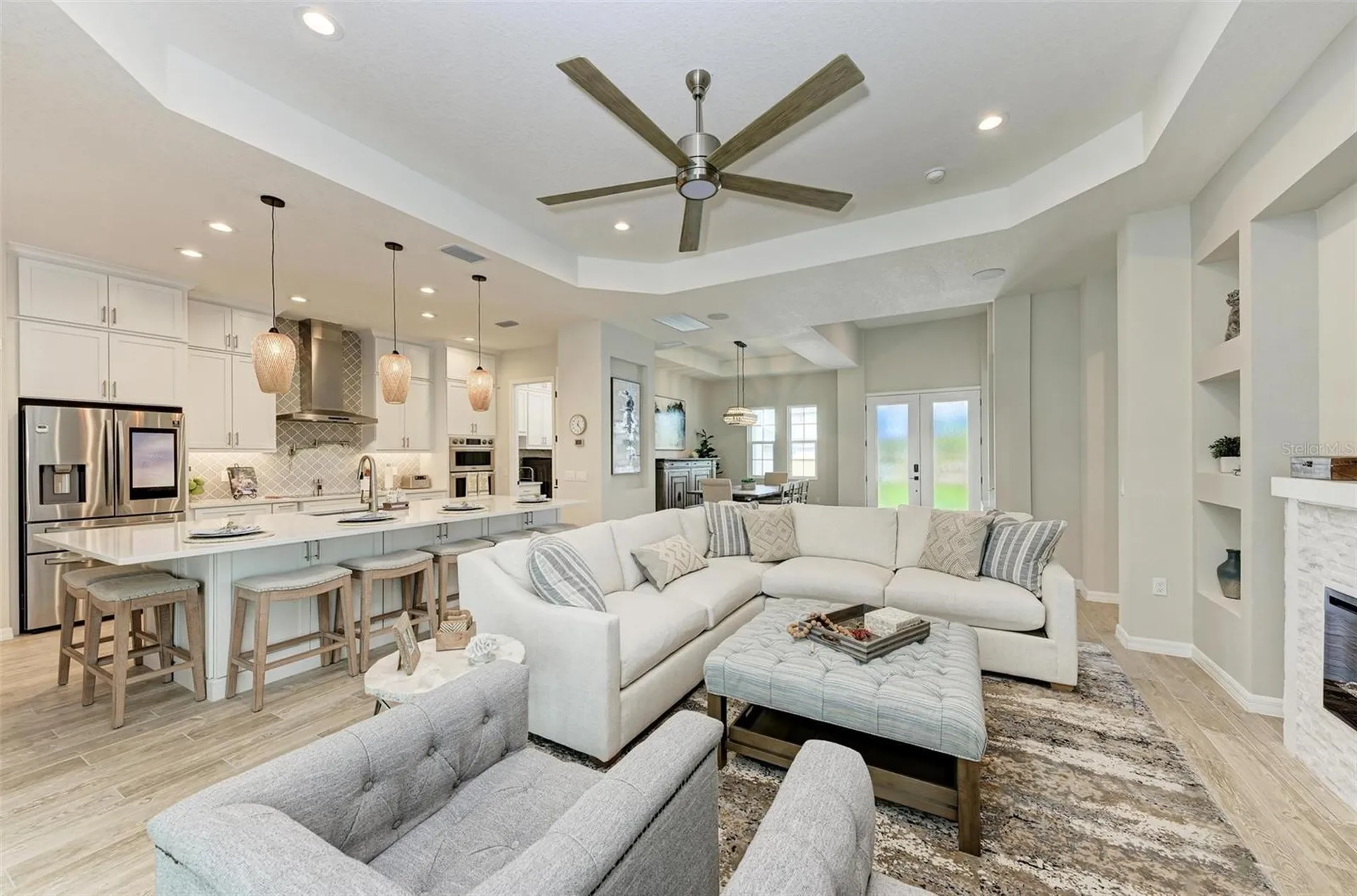 8211 37th Avenue Circle W Bradenton FL 34209