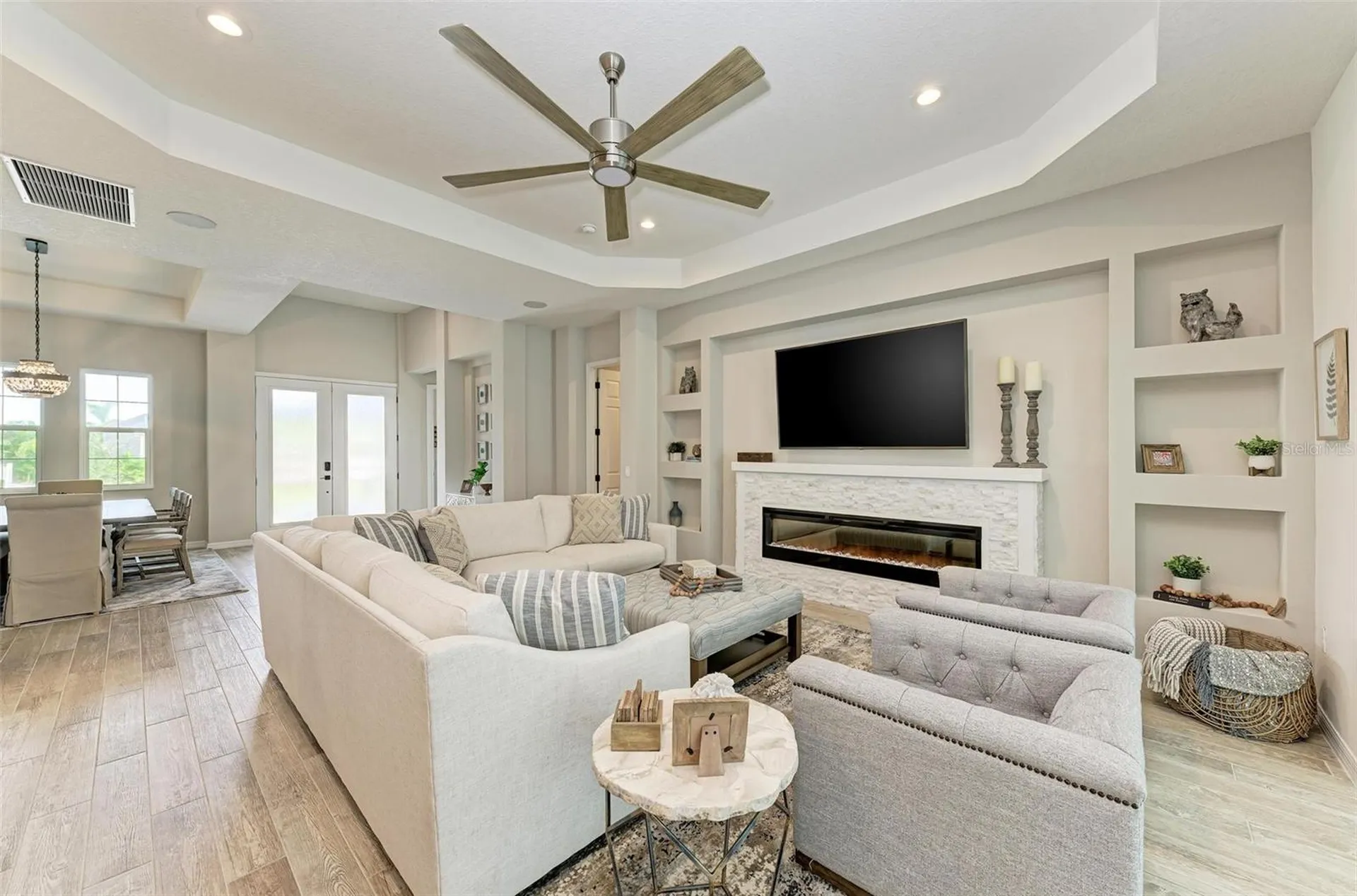8211 37th Avenue Circle W Bradenton FL 34209
