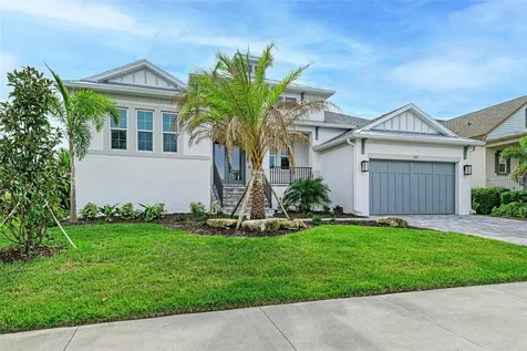 8211 37th Avenue Circle W Bradenton FL 34209