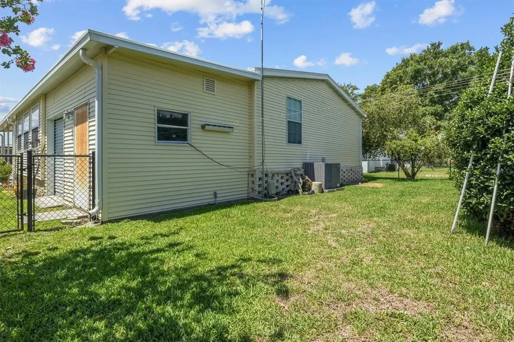 1610 Reynolds Road Lakeland FL 33801