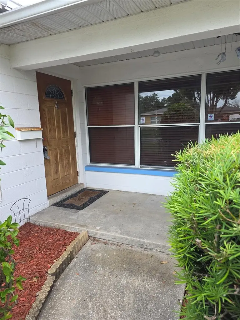 2444 37th Street N St Petersburg FL 33713