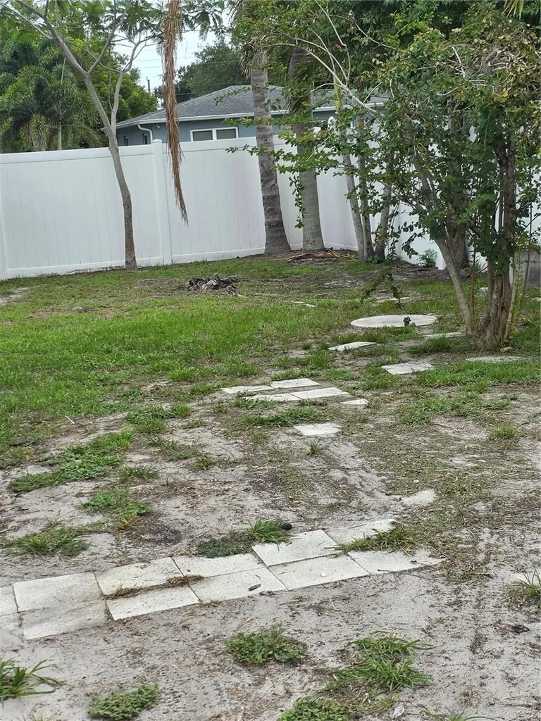 2444 37th Street N St Petersburg FL 33713