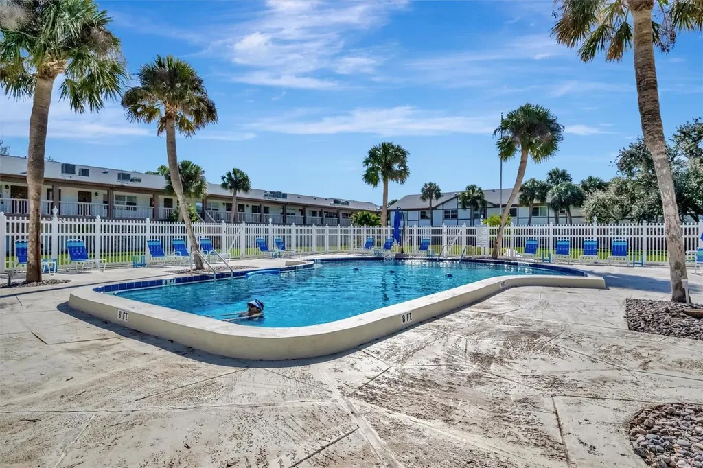 650 Pinellas Point Drive S St Petersburg FL 33705