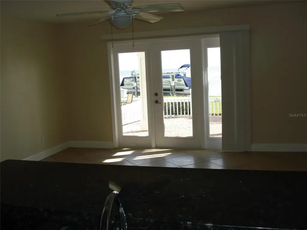 5248 Beach Drive SE St Petersburg FL 33705