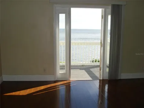 5248 Beach Drive SE St Petersburg FL 33705
