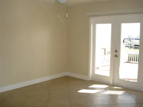 5248 Beach Drive SE St Petersburg FL 33705